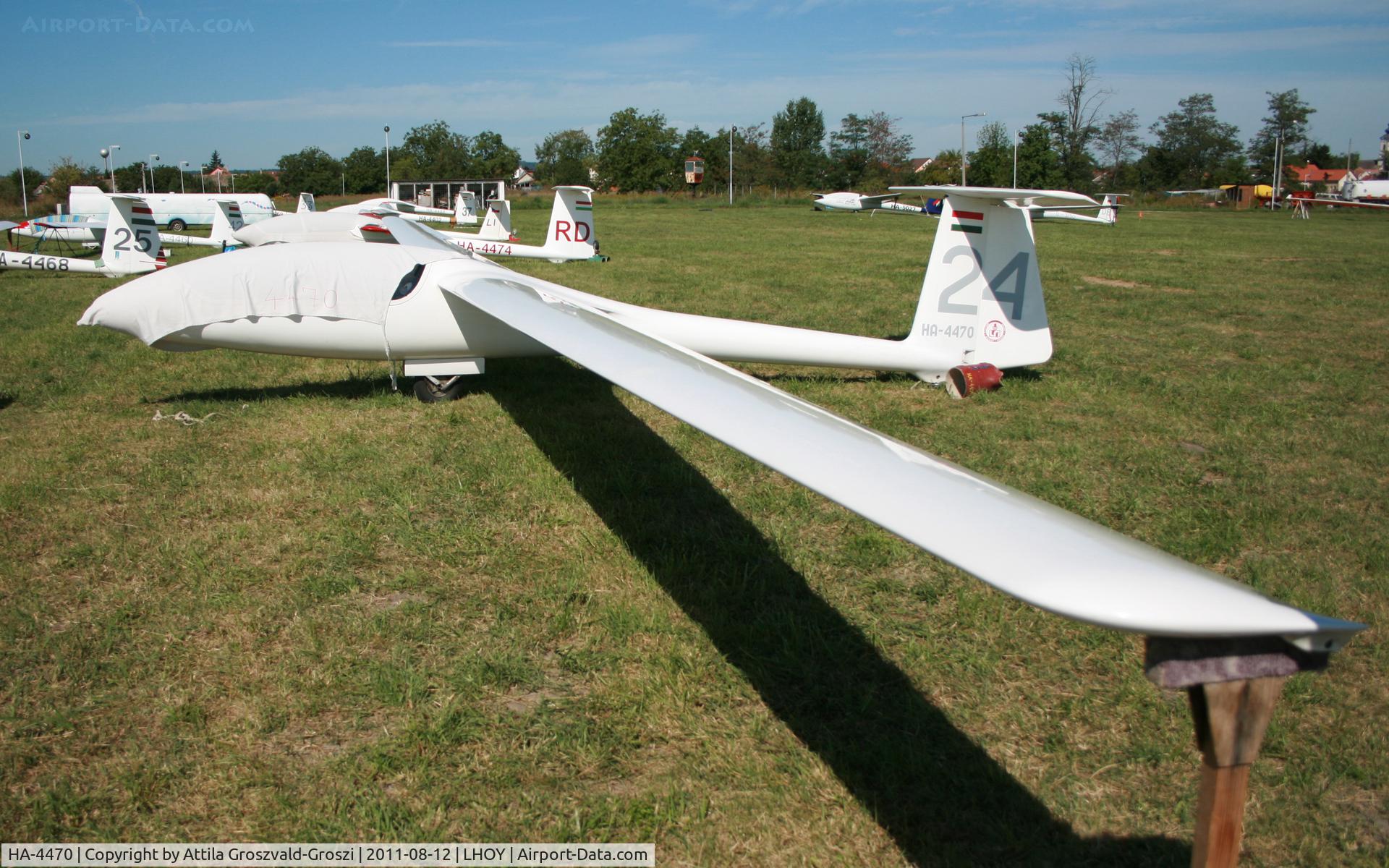HA-4470, 1985 PZL-Bielsko SZD-48-3 Jantar Standard 3 C/N B-1452, Ocseny Airport, Hungary LHOY - 21st Gemenc Cup and 56 Hungarian National Gliding Championships