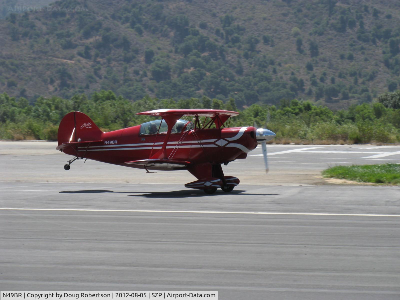 N49BR, Pitts S-2A Special C/N 2212, 1980 Aerotek PITTS S-2A, Lycoming AEIO-540 260 Hp, landing roll Rwy 22
