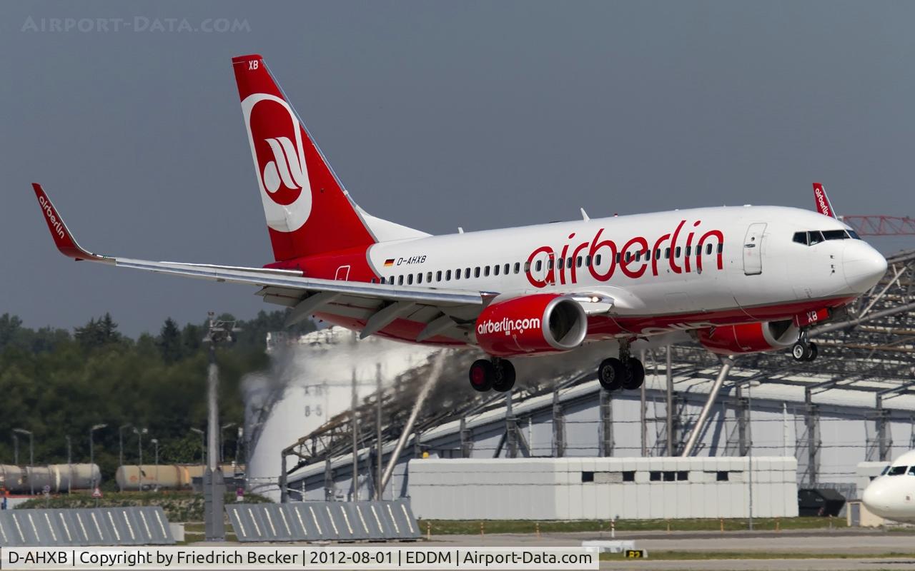 D-AHXB, 2007 Boeing 737-7K5 C/N 30717/2228, moments prior touchdown