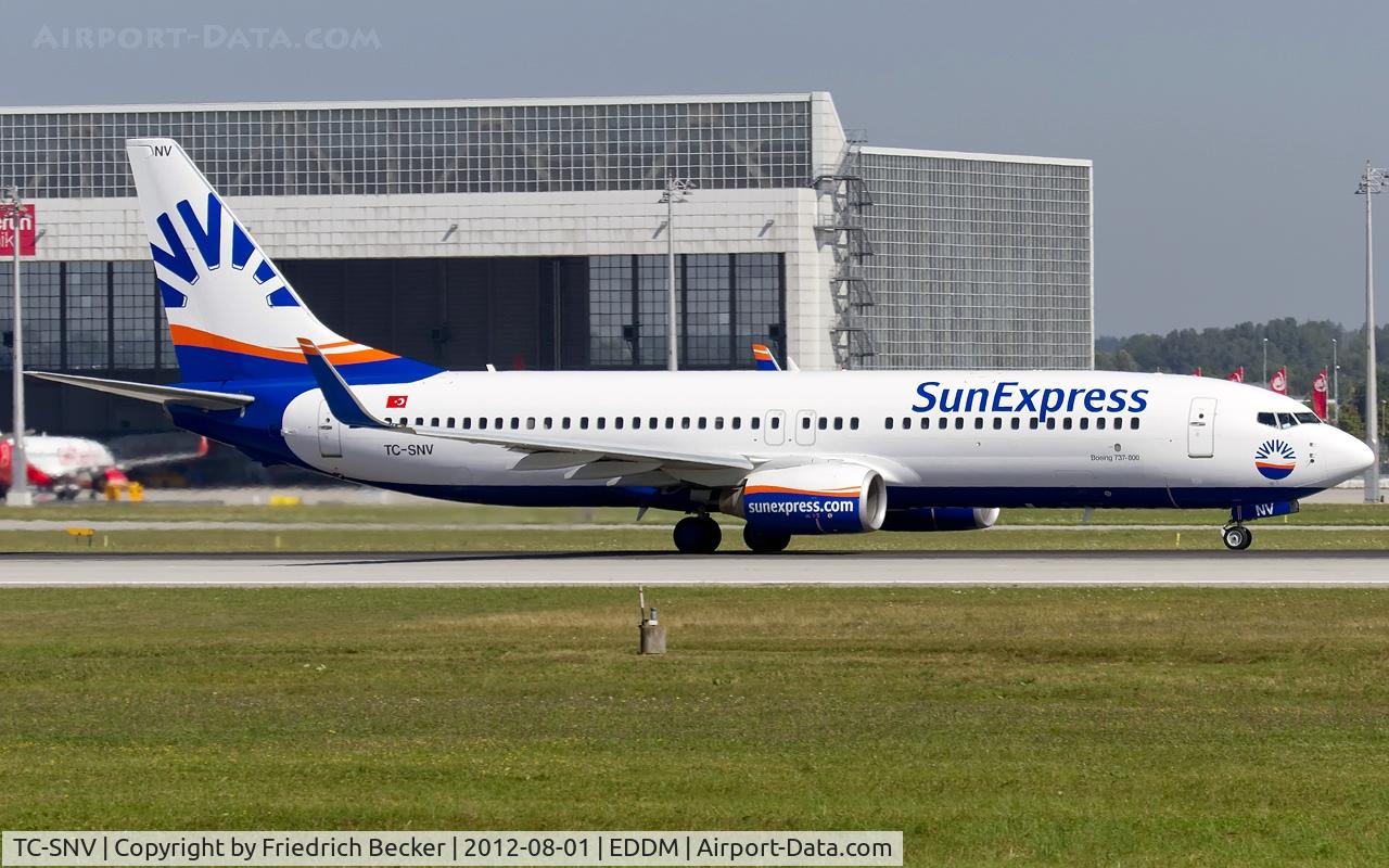 TC-SNV, 1998 Boeing 737-86J C/N 28072, departure from Munich