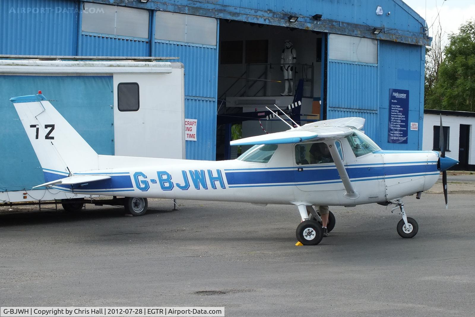 G-BJWH, 1982 Reims F152 C/N 1919, privately owned
