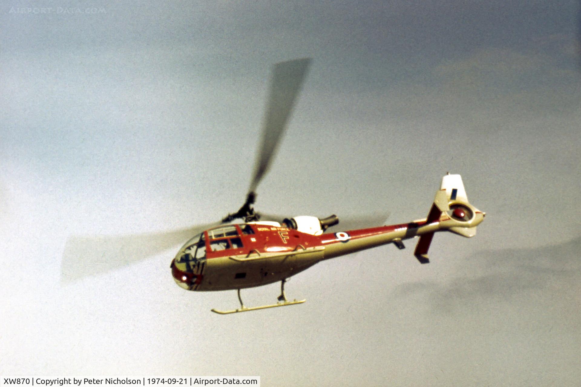 XW870, 1973 Westland SA-341D Gazelle HT3 C/N WA1146, Gazelle HT.3 of the Central Flying School in action at the 1974 RAF Finningley Airshow.
