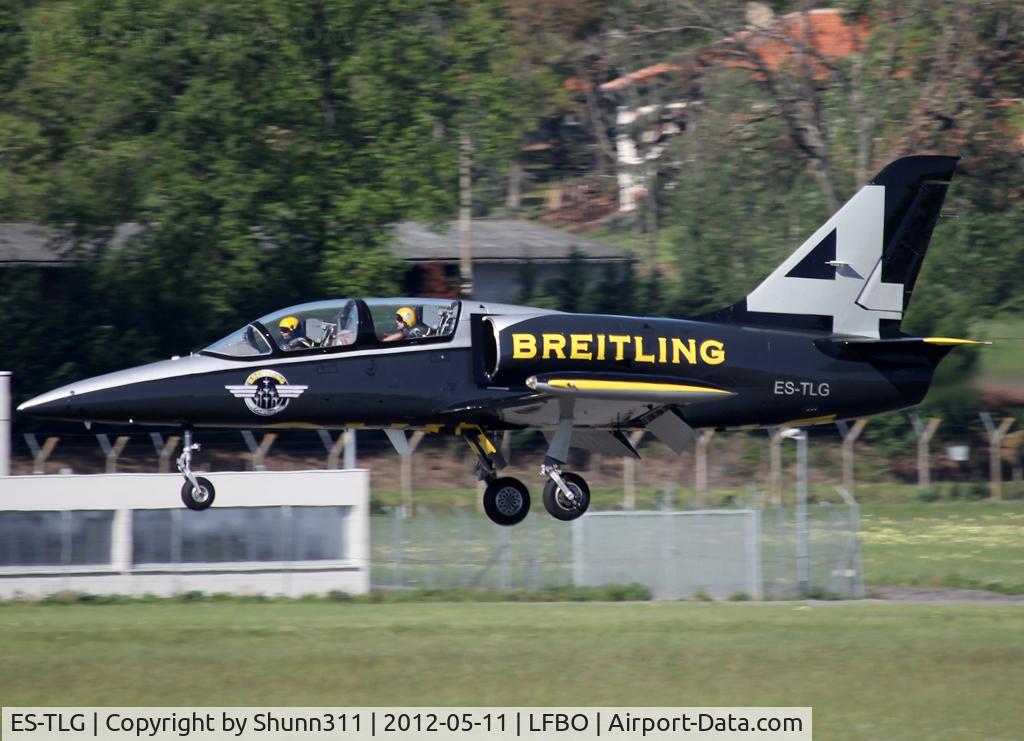 ES-TLG, Aero L-39 Albatros C/N 131849, Landing rwy 14R