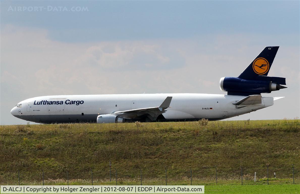 D-ALCJ, 2000 McDonnell Douglas MD-11F C/N 48802, Crawling along taxiway E7......