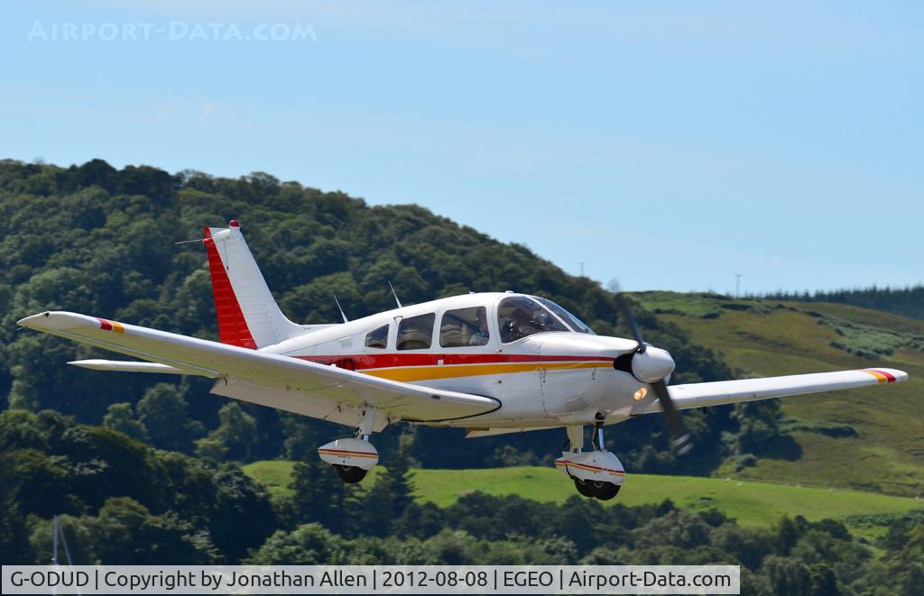G-ODUD, 1977 Piper PA-28-181 Cherokee Archer II C/N 28-7790107, Landing at Oban Airport (North Connel).