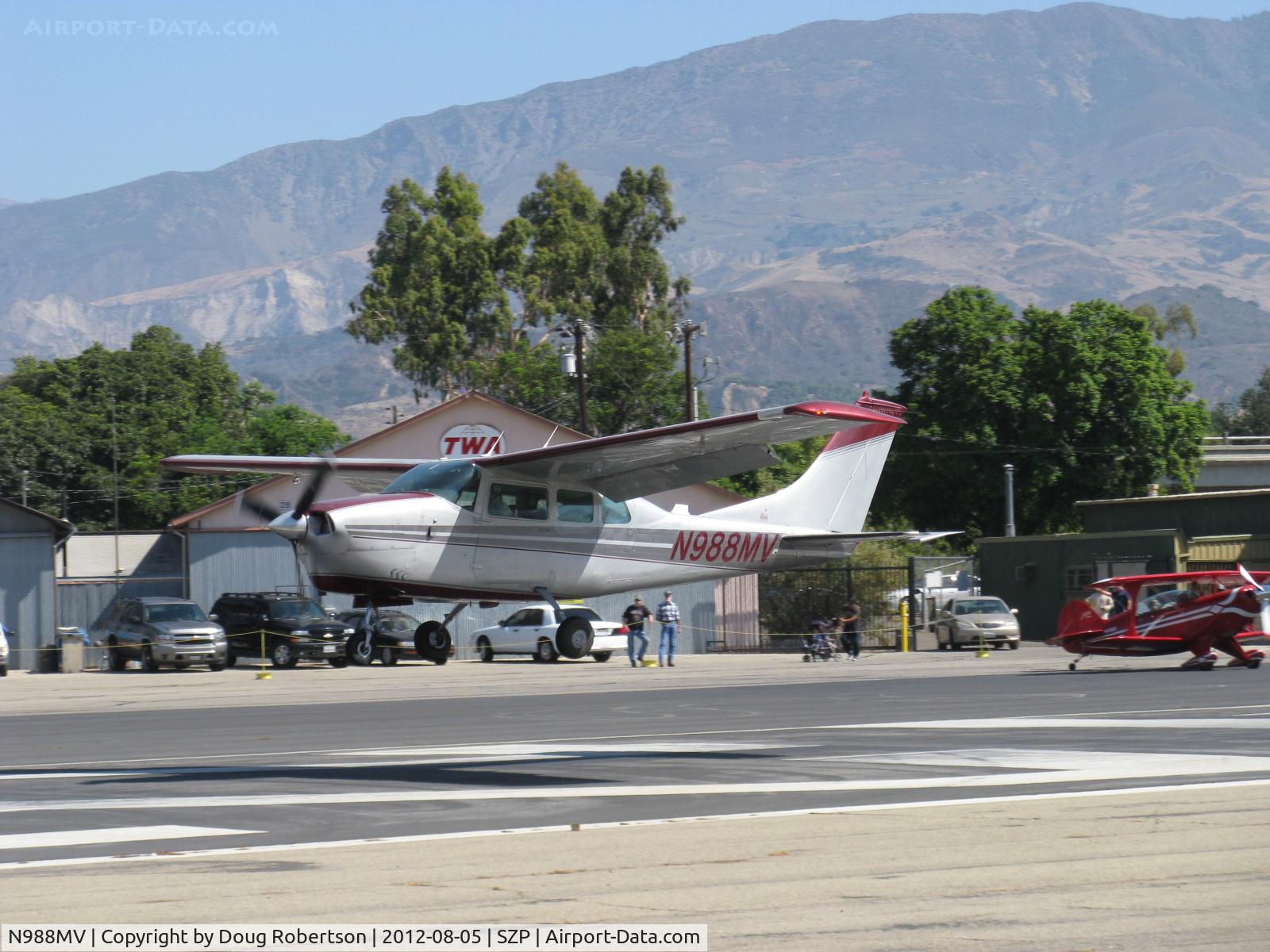 N988MV, 1967 Cessna T210G Turbo Centurion C/N T210-0284, 1967 Cessna T210G TURBO CENTURION, Continental TSIO-520-C 285 Hp, landing Rwy 22