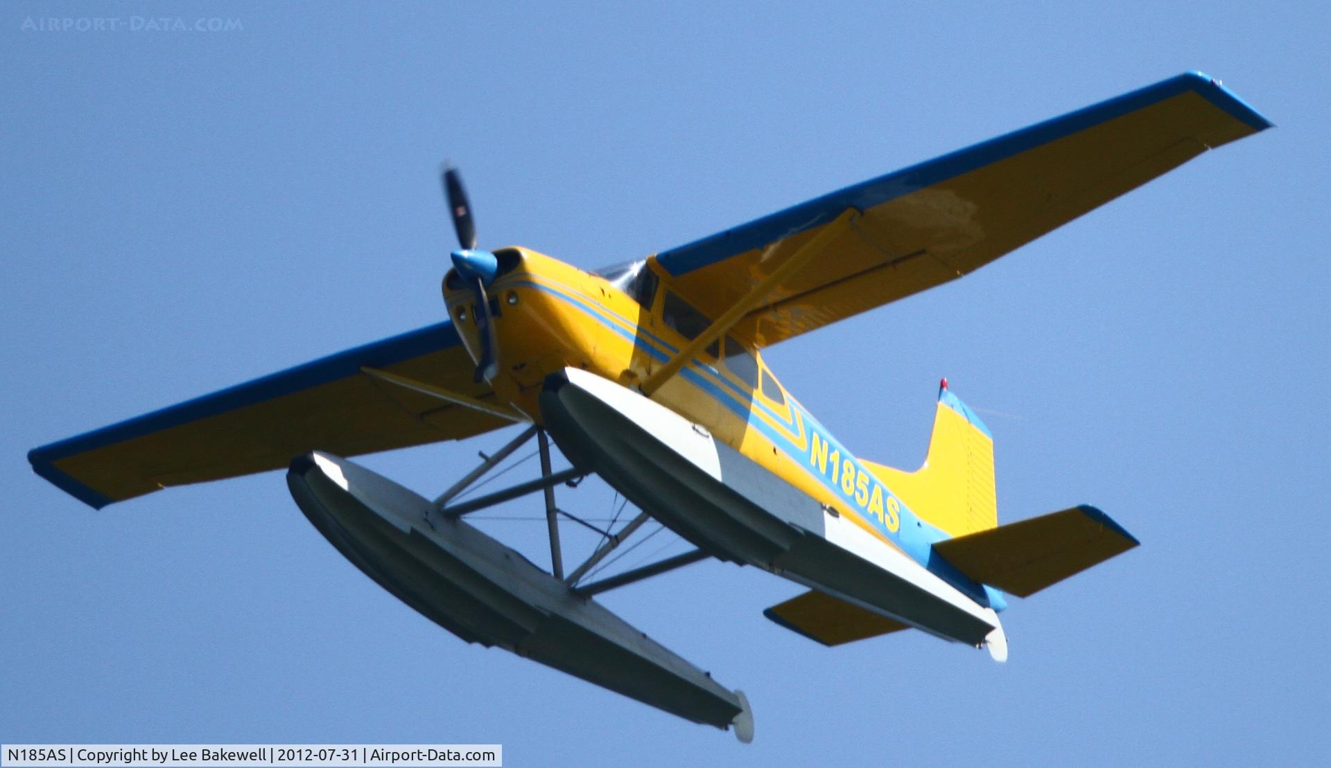N185AS, 1976 Cessna A185F Skywagon 185 C/N 18502950, While overflying Forest Lake, MN