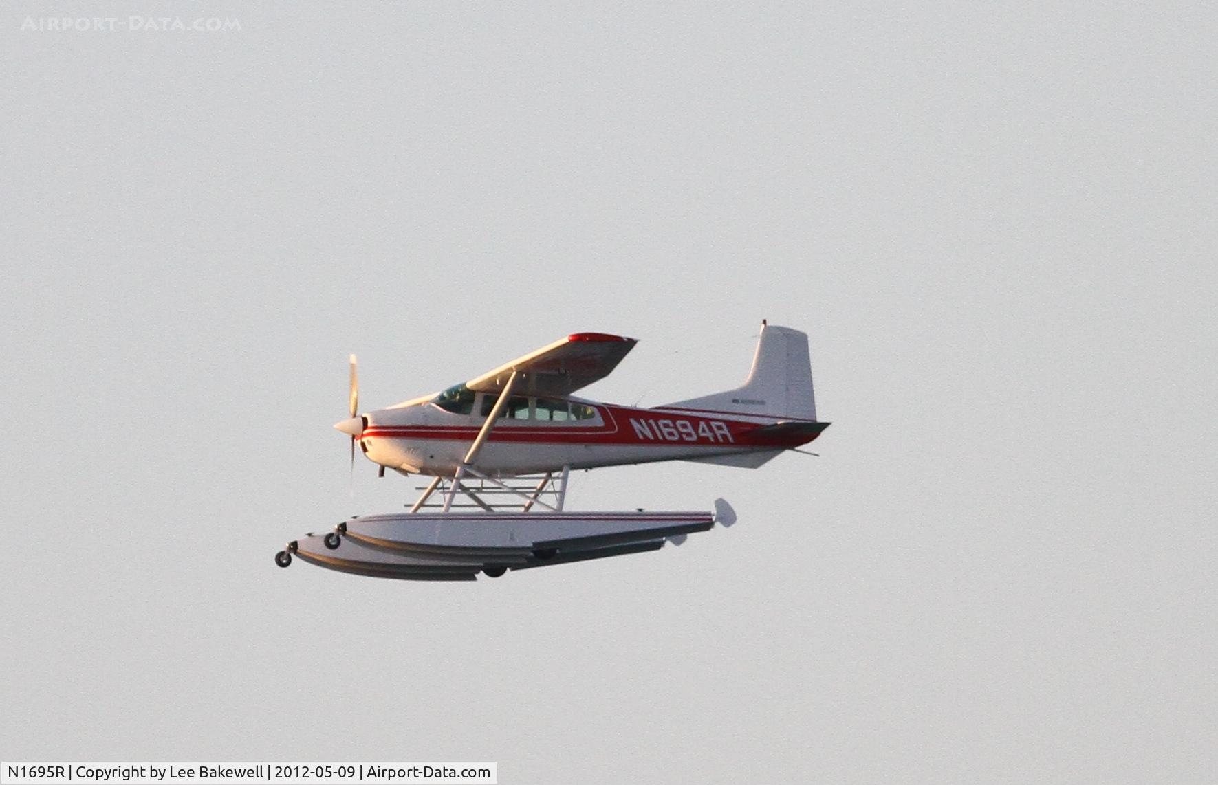 N1695R, 1978 Cessna R182 Skylane RG C/N R18200519, While operating out of Forest Lake on floats.