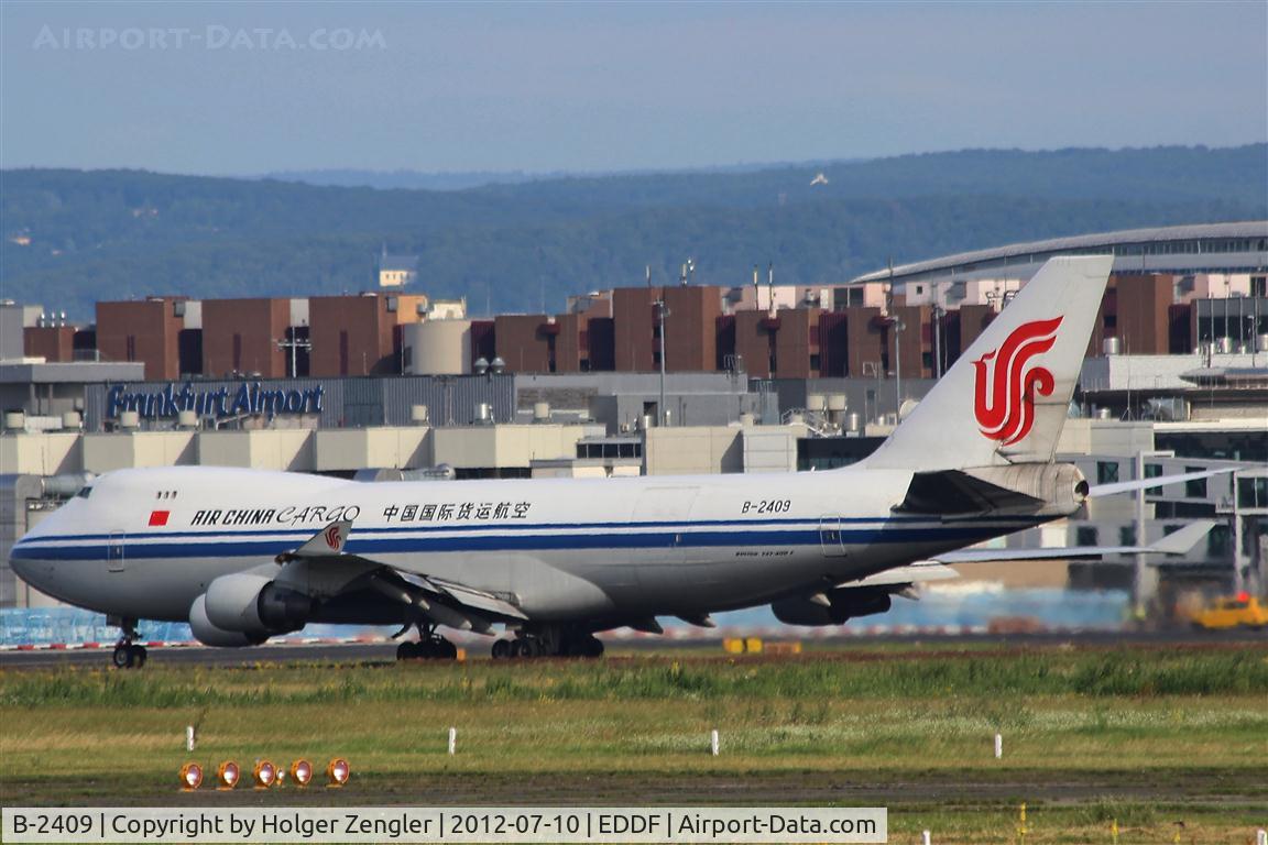 B-2409, Boeing 747-412F/SCD C/N 26560, Full throttle on rwy 25C......