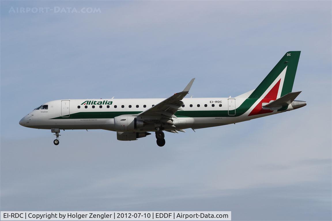 EI-RDC, 2012 Embraer 175STD (ERJ-170-200STD) C/N 17000333, An irish italian aircraft on final approach for rwy 25L....