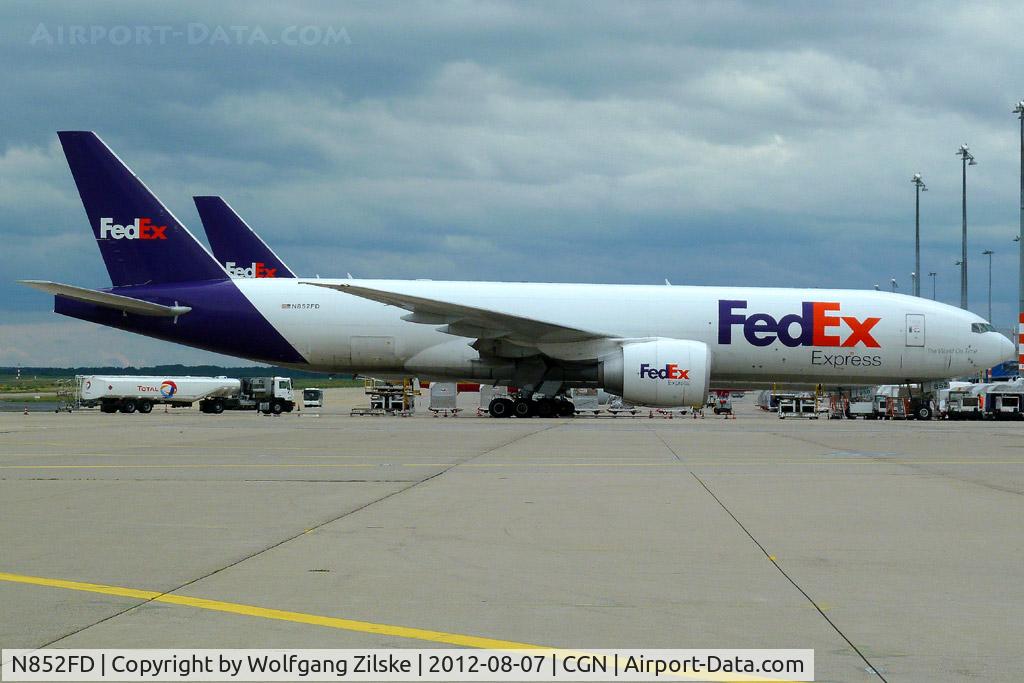 N852FD, 2010 Boeing 777-FS2 C/N 37723, visitor