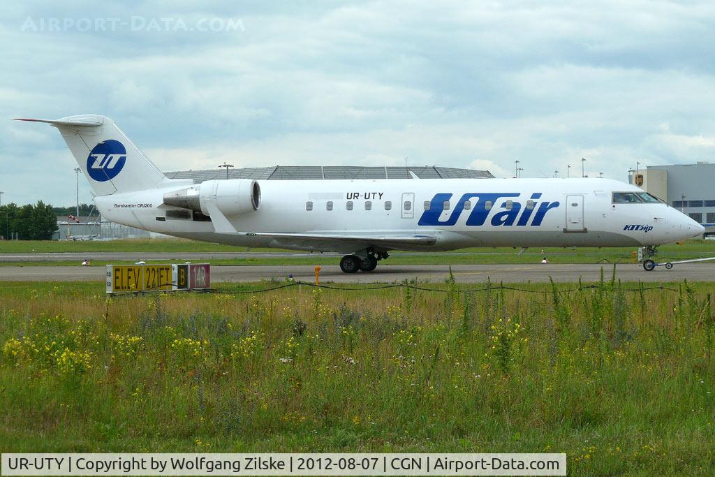 UR-UTY, 1996 Bombardier CRJ-100LR (CL-600-2B19) C/N 7122, visitor