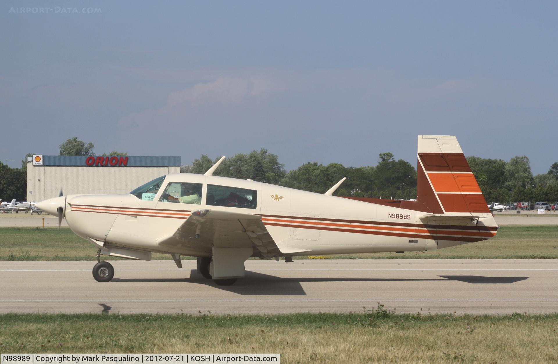 N98989, 1981 Mooney M20J 201 C/N 24-1088, Mooney M20J
