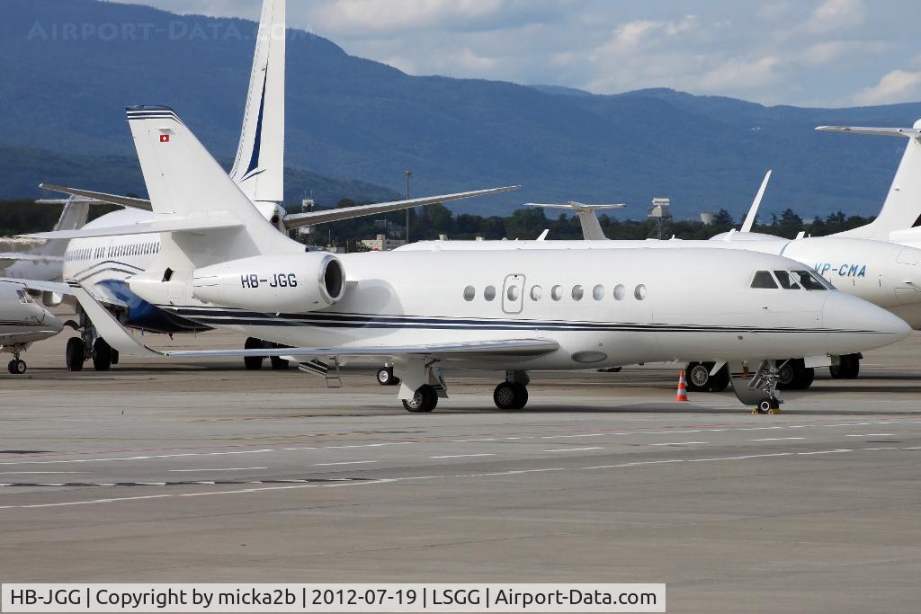 HB-JGG, 2009 Dassault Falcon 2000LX C/N 188, Ready for departure