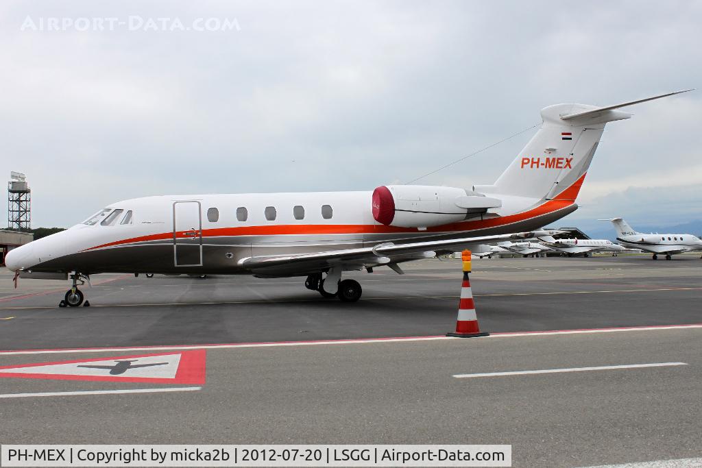 PH-MEX, 1992 Cessna 650 Citation VI C/N 650-0217, Parked at RUAG