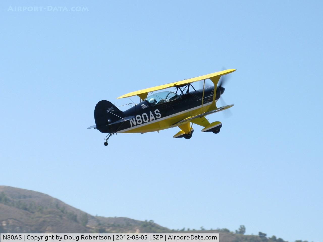 N80AS, 1992 Pitts S-2B Special C/N 5244, 1992 Pitts Aerobatics S-2B advanced aerobatics trainer of CP Aviation, Lycoming AEIO-540, fast takeoff climb Rwy 22