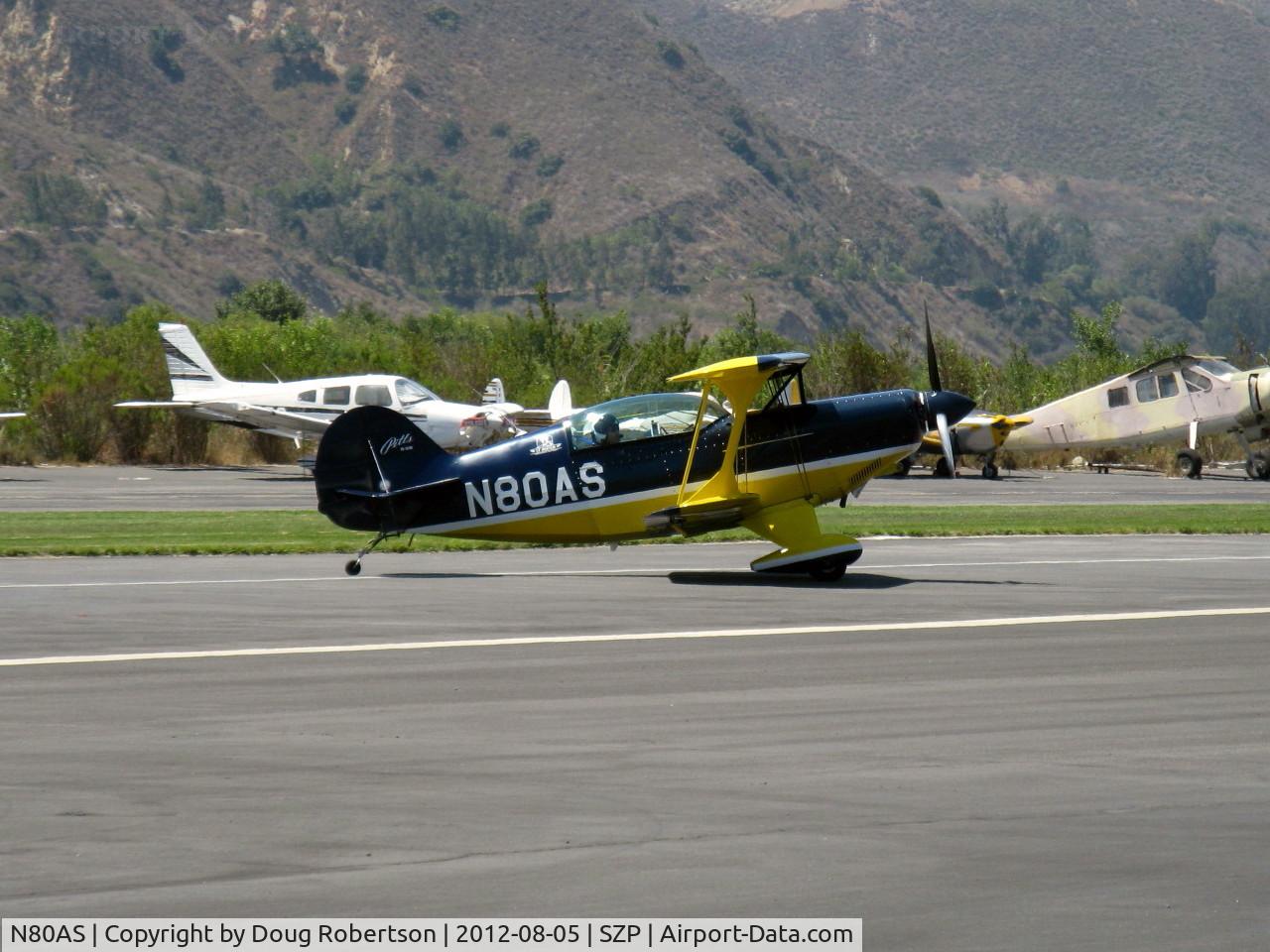 N80AS, 1992 Pitts S-2B Special C/N 5244, 1992 Pitts Aerobatics S-2B advanced aerobatics trainer of CP Aviation, Lycoming AEIO-540, taxi off the active