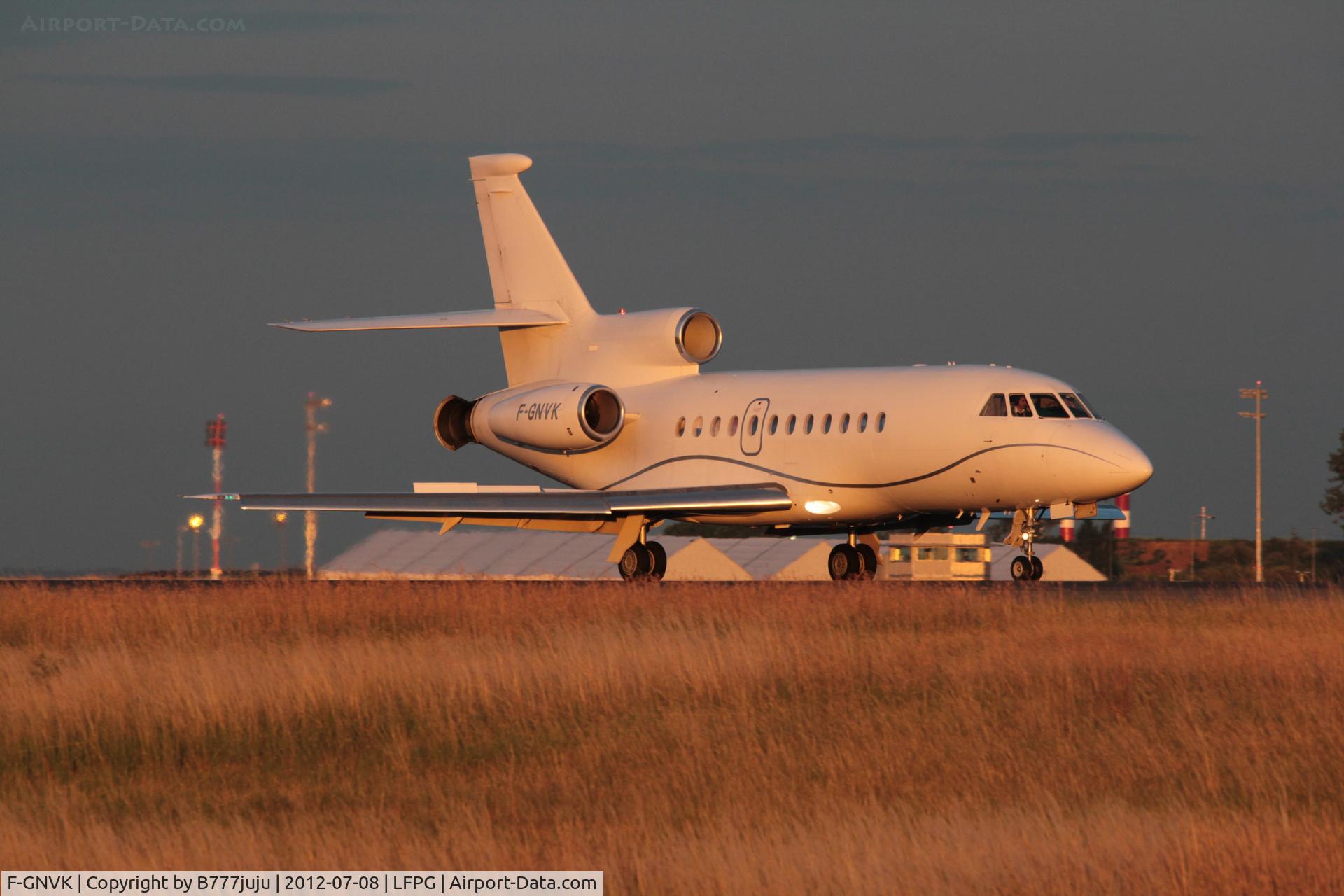 F-GNVK, 2004 Dassault Falcon 900EX C/N 138, on transit at CDG