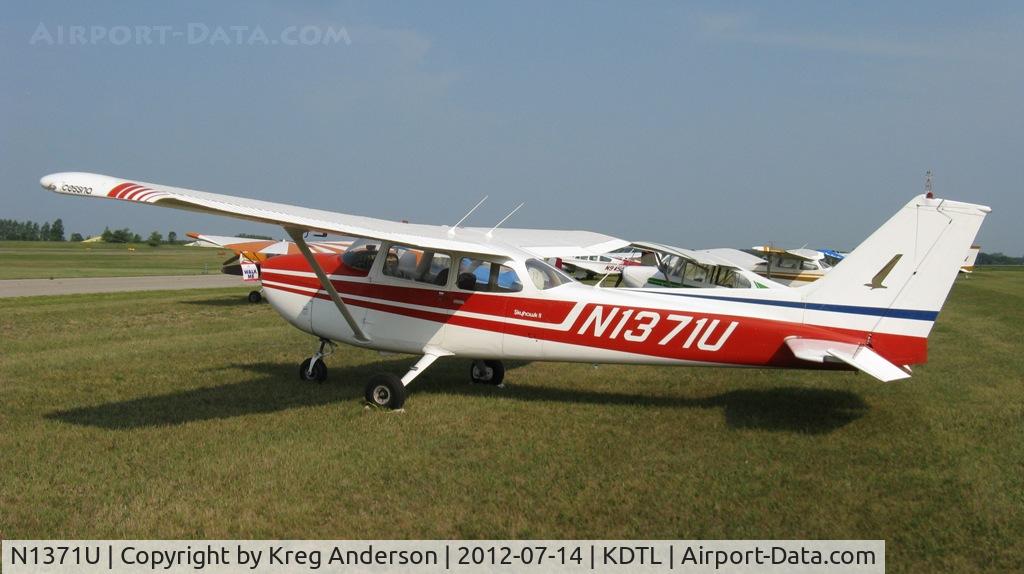 N1371U, 1976 Cessna 172M C/N 17267042, 2012 Detroit Lakes Water Carnival Fly-in