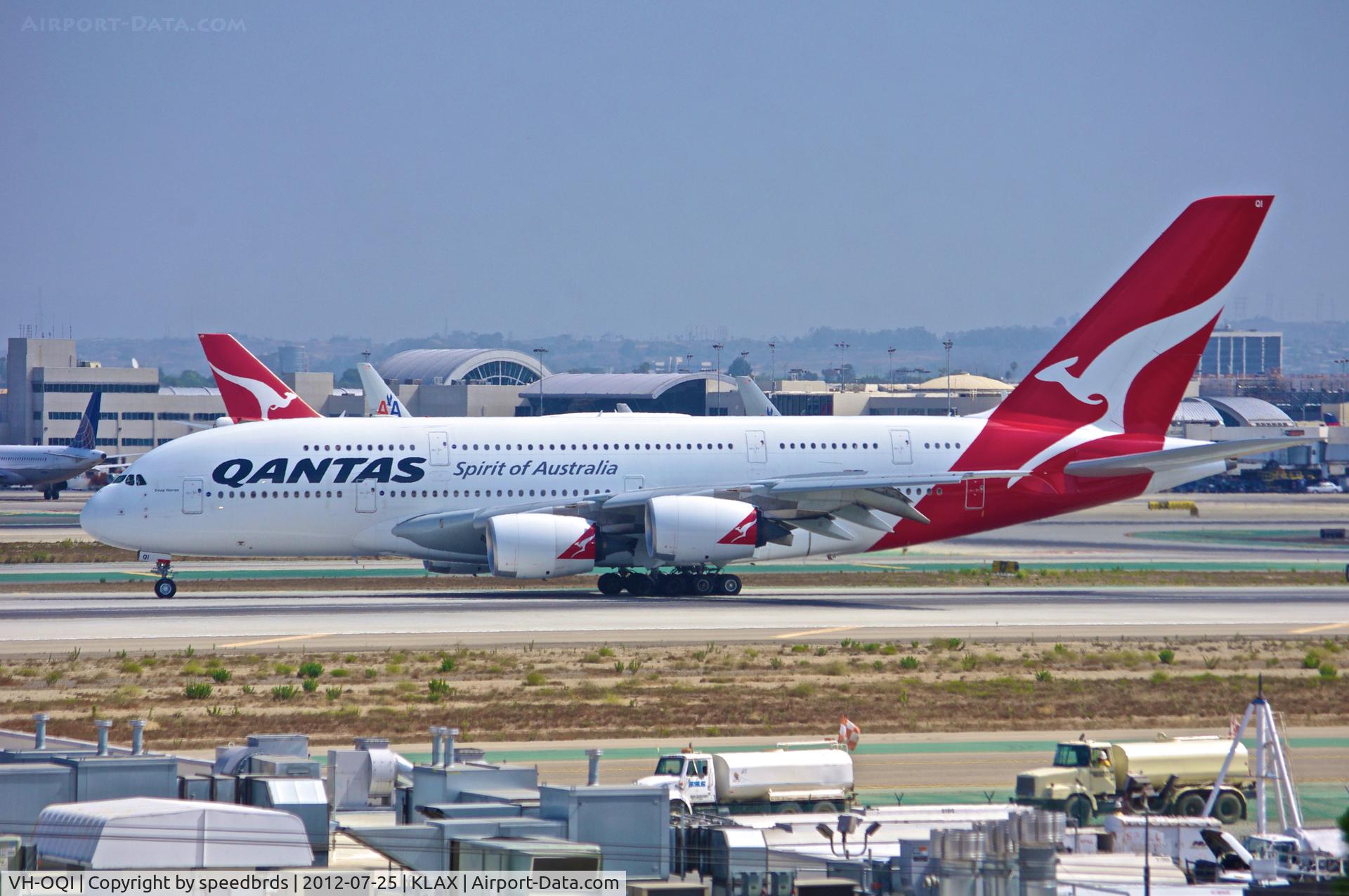 VH-OQI, 2010 Airbus A380-842 C/N 055, Qantas A380 after performing a 