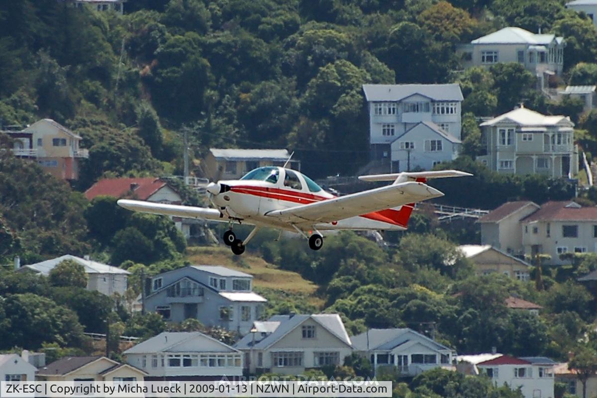 ZK-ESC, Beech 77 Skipper C/N WA-175, At Wellington