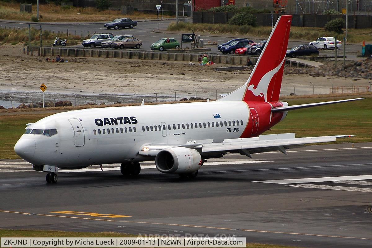 ZK-JND, 1989 Boeing 737-376 C/N 24297, At Wellington