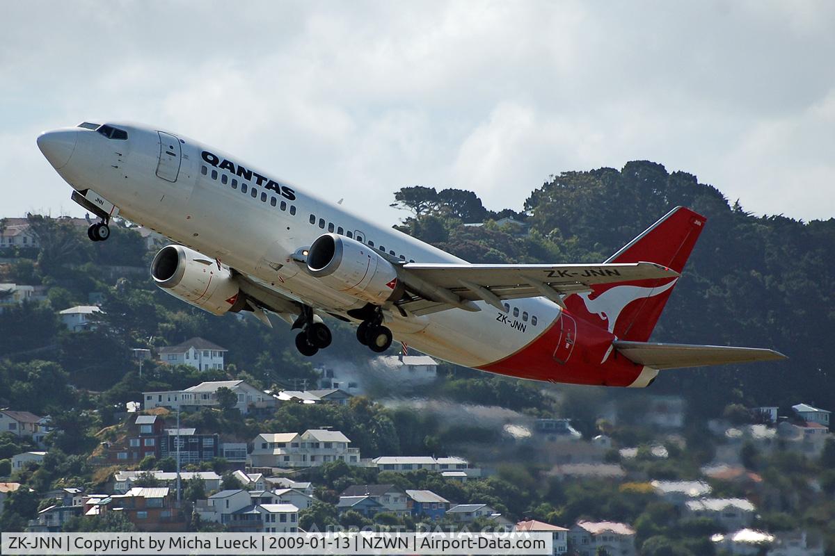ZK-JNN, 1998 Boeing 737-376 C/N 24295, At Wellington