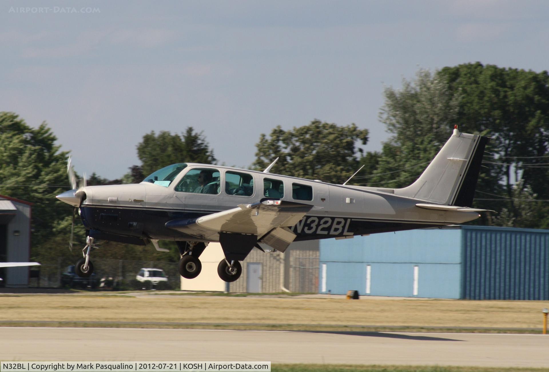 N32BL, 1982 Beech B36TC Bonanza C/N EA-296, Beech B36TC