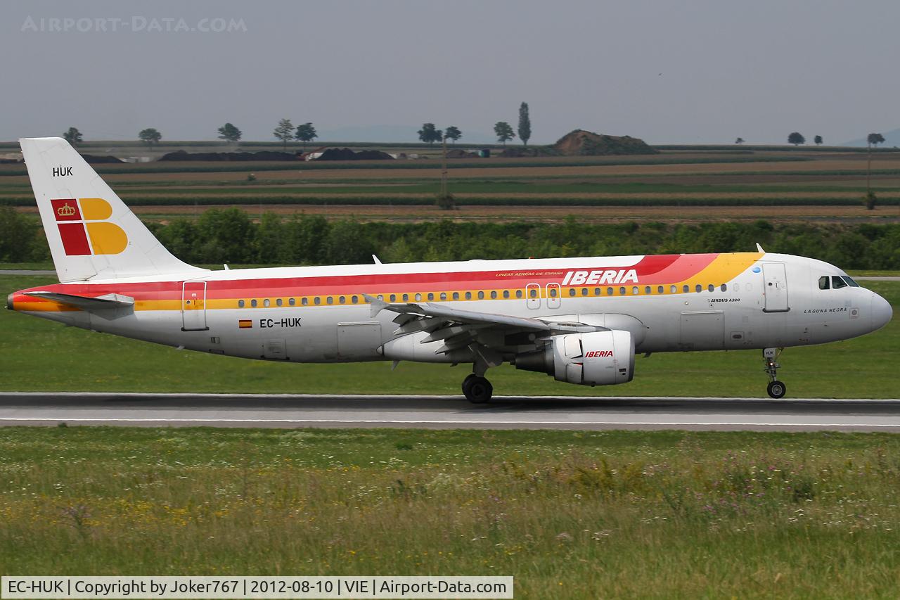 EC-HUK, 2000 Airbus A320-214 C/N 1318, Iberia