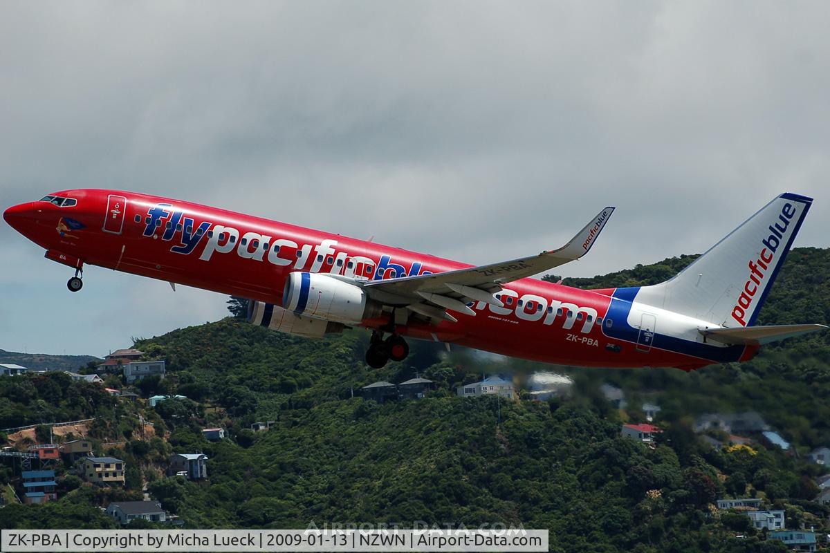 ZK-PBA, 2003 Boeing 737-8FE C/N 33796, At Wellington