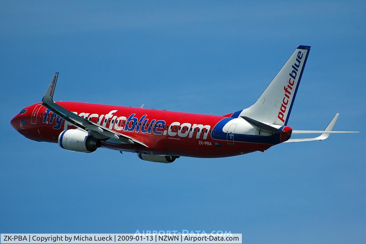 ZK-PBA, 2003 Boeing 737-8FE C/N 33796, At Wellington