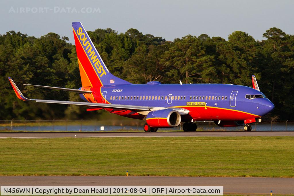 N456WN, 2004 Boeing 737-7H4 C/N 32463, Southwest Airlines N456WN (FLT SWA941) on takeoff roll on RWY 23 en route to Chicago Midway Airport (KMDW).