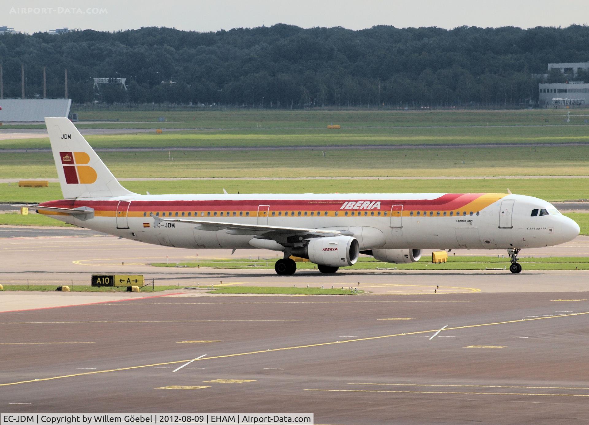 EC-JDM, 2004 Airbus A321-211 C/N 2357, Taxi to the gate of Schiphol Airport