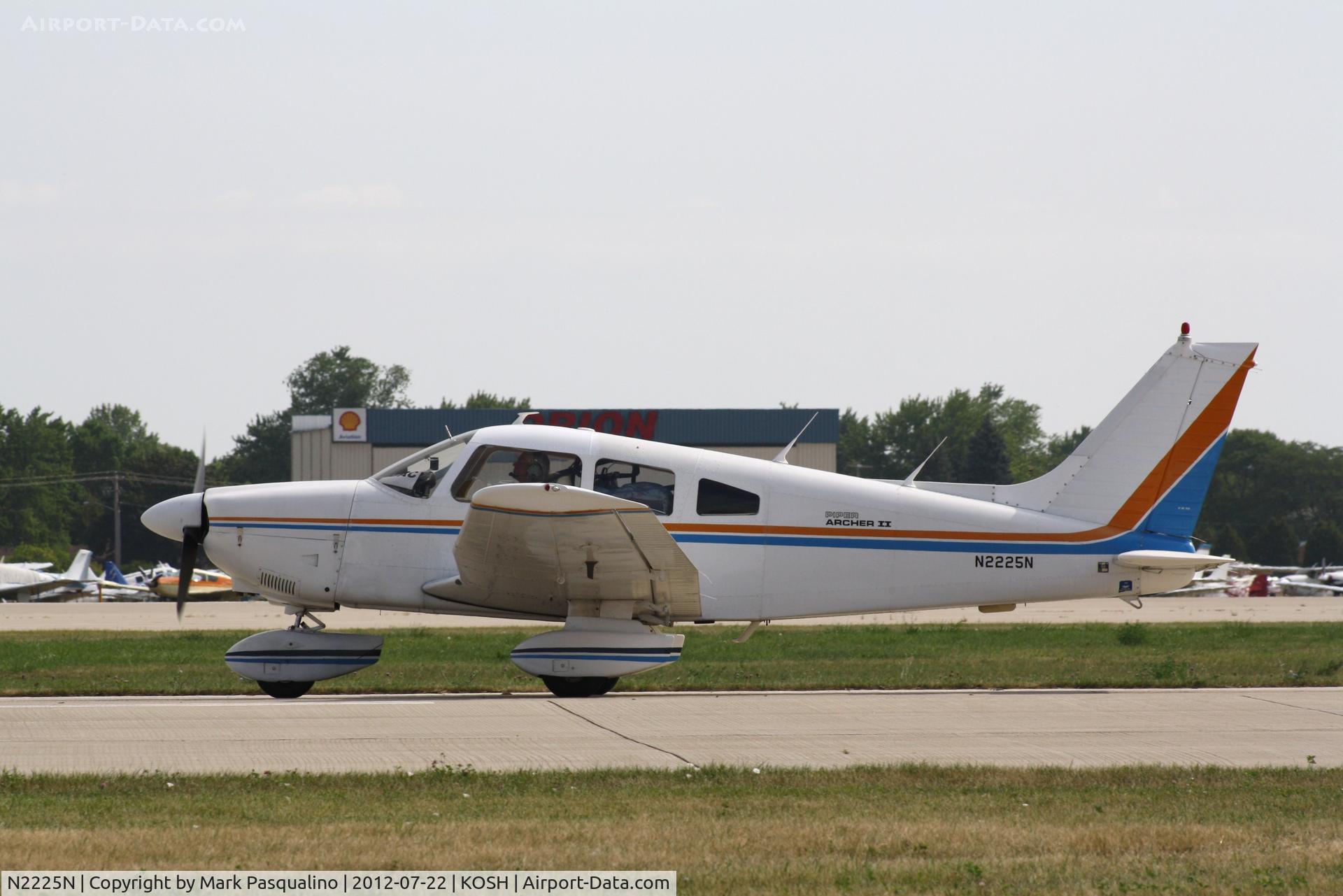 N2225N, 1979 Piper PA-28-181 C/N 28-7990281, Piper PA-28-181
