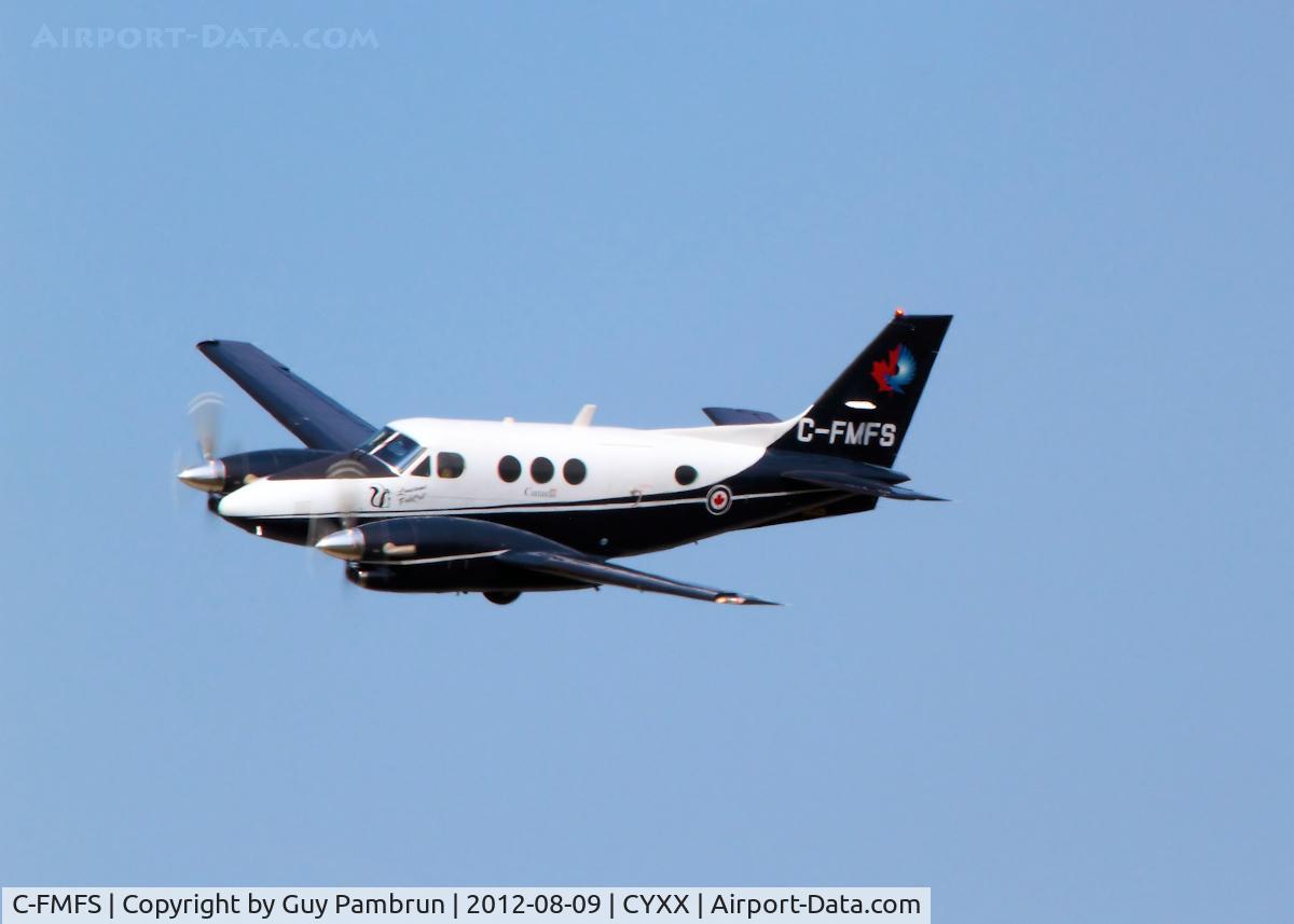 C-FMFS, 2005 Beech C90A King Air C/N LJ-1745, Announced his arrival the day before the Abbotsford Airshow by doing a high speed pass down the center of the runway.  Unfortunately I wasn't as close as I would have liked to have been so it ended up being a big crop.