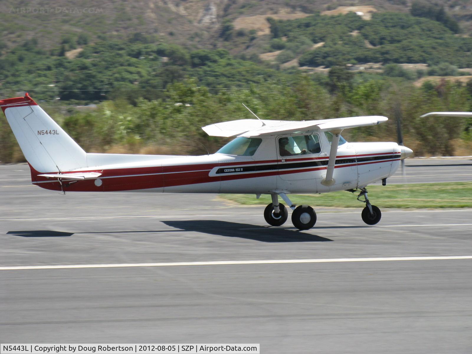 N5443L, 1980 Cessna 152 C/N 15284315, 1980 Cessna 152, Lycoming O-235 115 Hp, landing roll Rwy 22