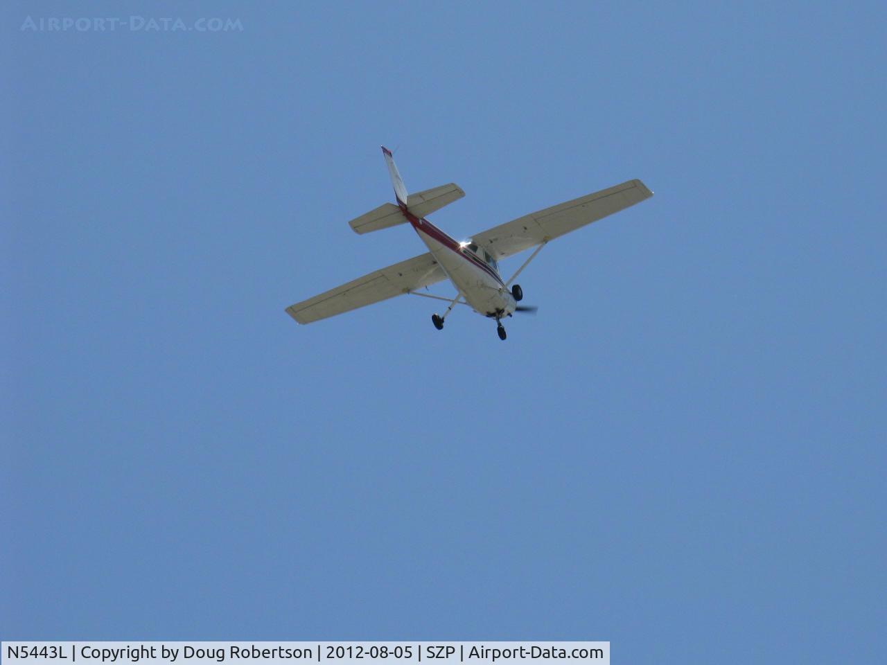 N5443L, 1980 Cessna 152 C/N 15284315, 1980 Cessna 152, Lycoming O-235 115 Hp, takeoff climb Rwy 22