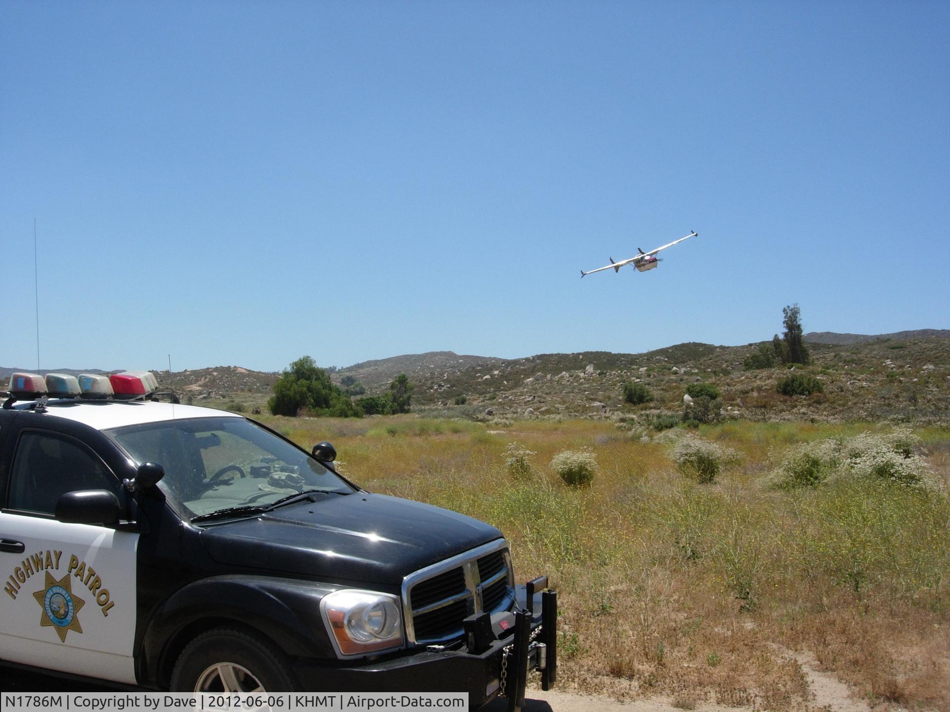N1786M, 1971 Cessna 337F Super Skymaster C/N 33701386, Helping local police find stolen car in Hemet,Ca.