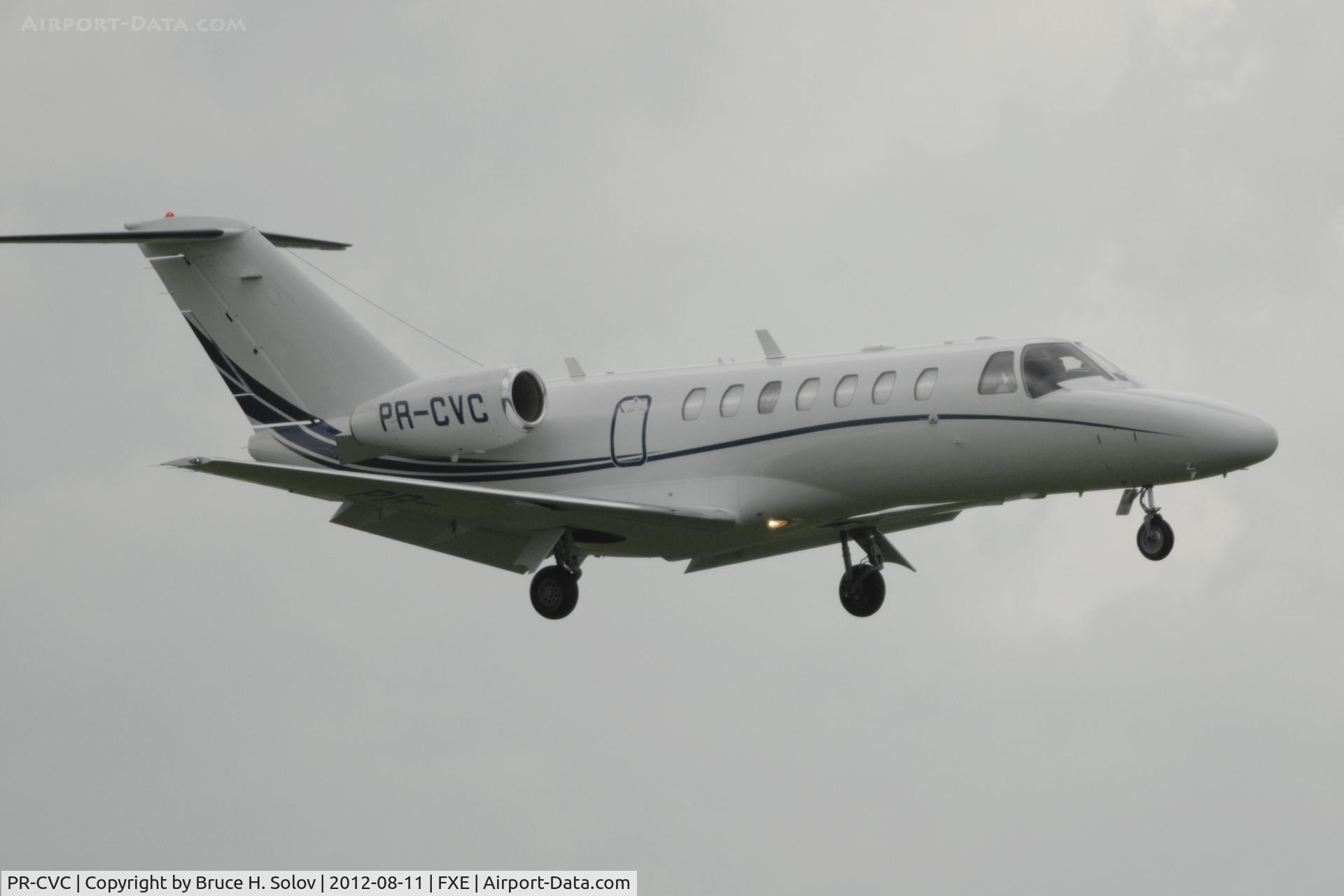 PR-CVC, 2007 Cessna 525B CitationJet CJ3 C/N 525B-0199, landing on runway 8 at FXE