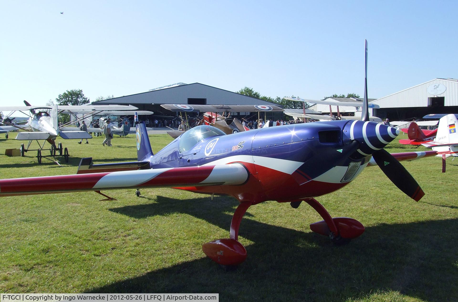 F-TGCI, Extra EA-330SC C/N 04, Extra EA-330SC at the Meeting Aerien 2012, La-Ferte-Alais