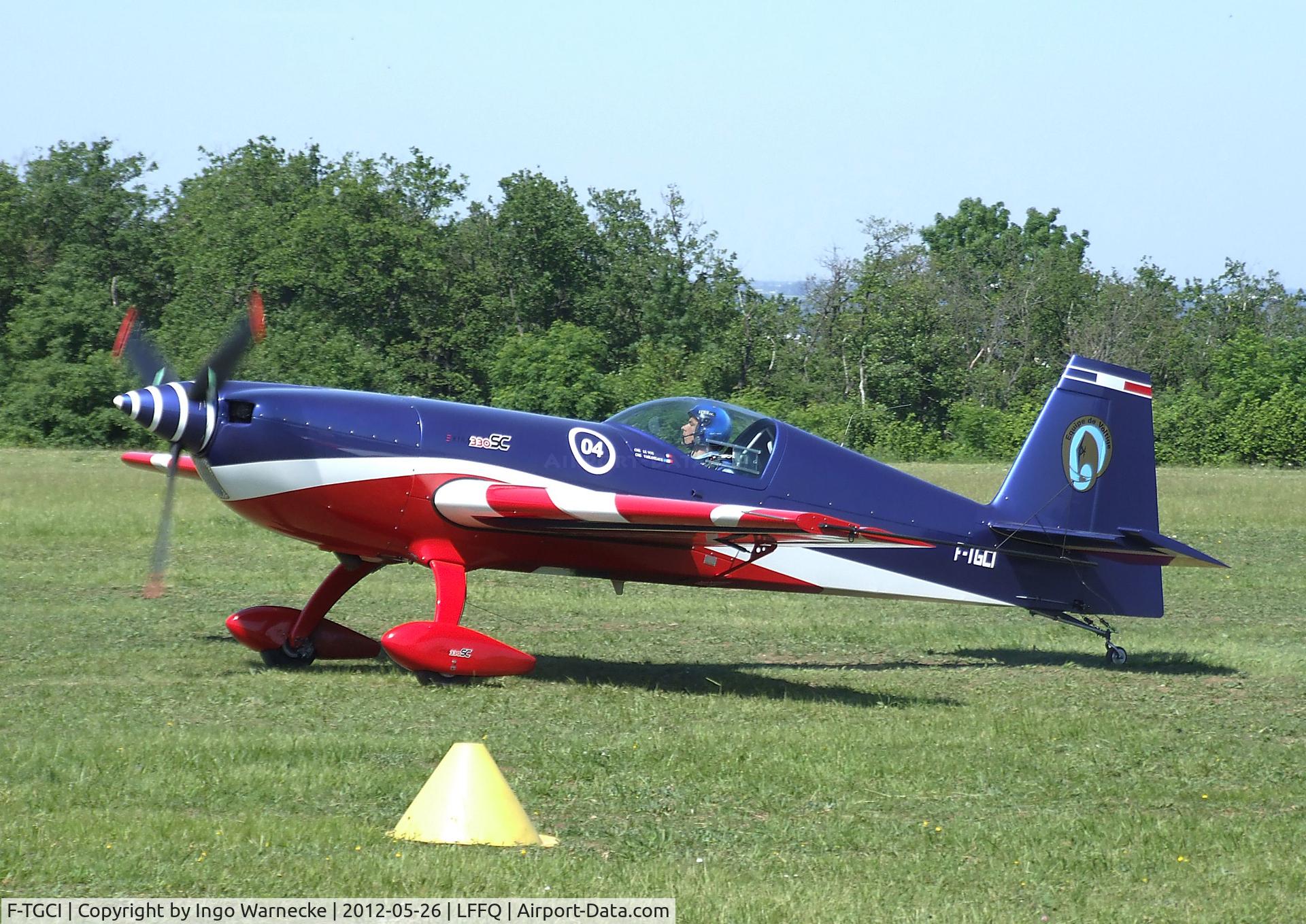 F-TGCI, Extra EA-330SC C/N 04, Extra EA-330SC at the Meeting Aerien 2012, La-Ferte-Alais