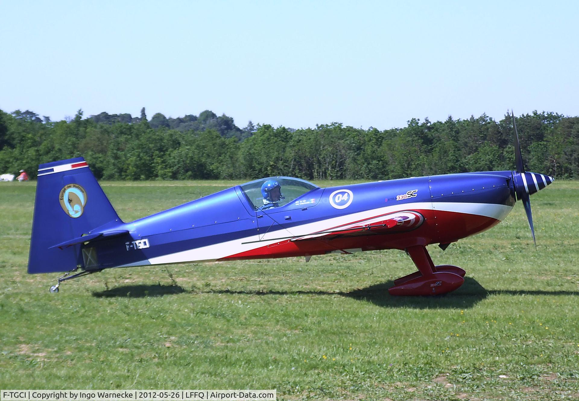 F-TGCI, Extra EA-330SC C/N 04, Extra EA-330SC at the Meeting Aerien 2012, La-Ferte-Alais