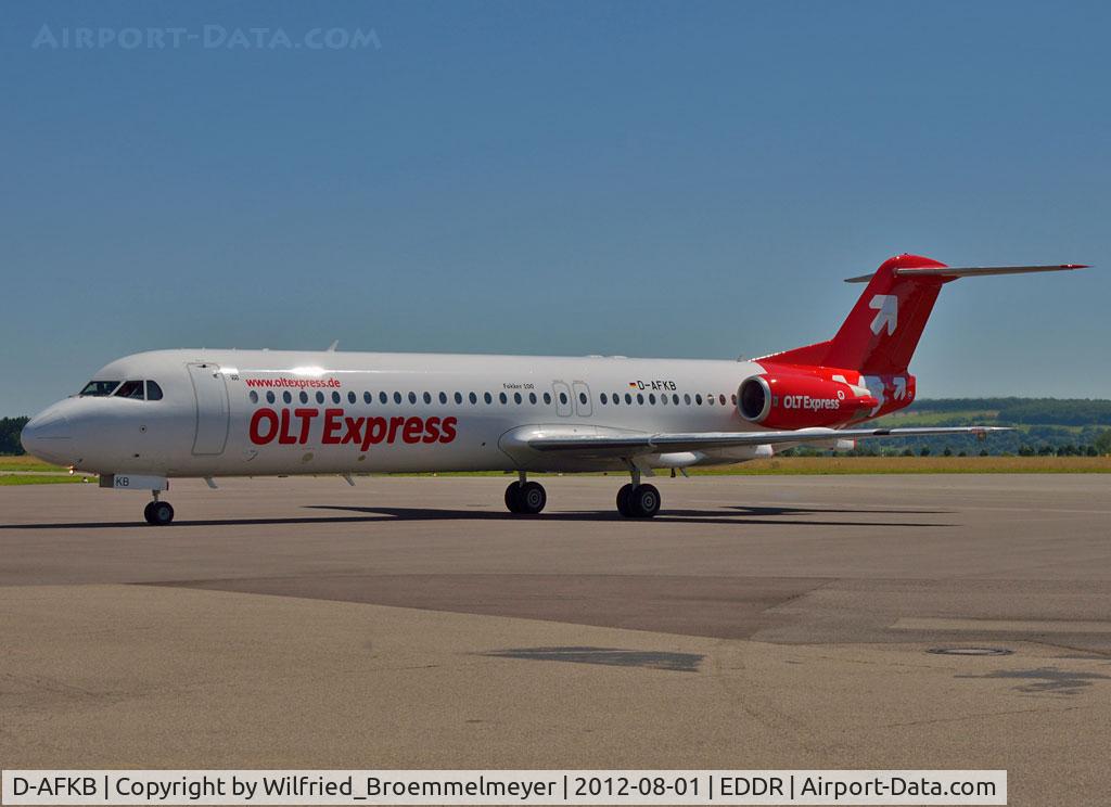 D-AFKB, 1994 Fokker 100 (F-28-0100) C/N 11527, In the new OLT Express Germany colors.
Contact Air will be sold to OLT Express Germany on Septemebr 01 / 2012.