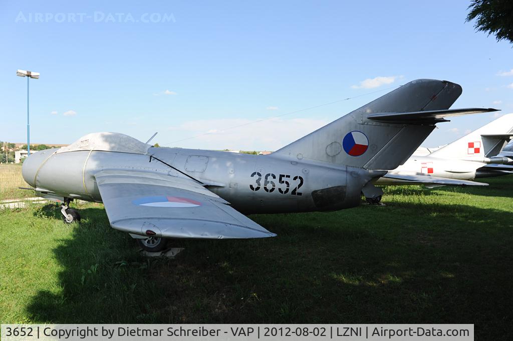 3652, Mikoyan-Gurevich MiG-15bis C/N 613652, Mig 15 Czechoslovakian Air Force