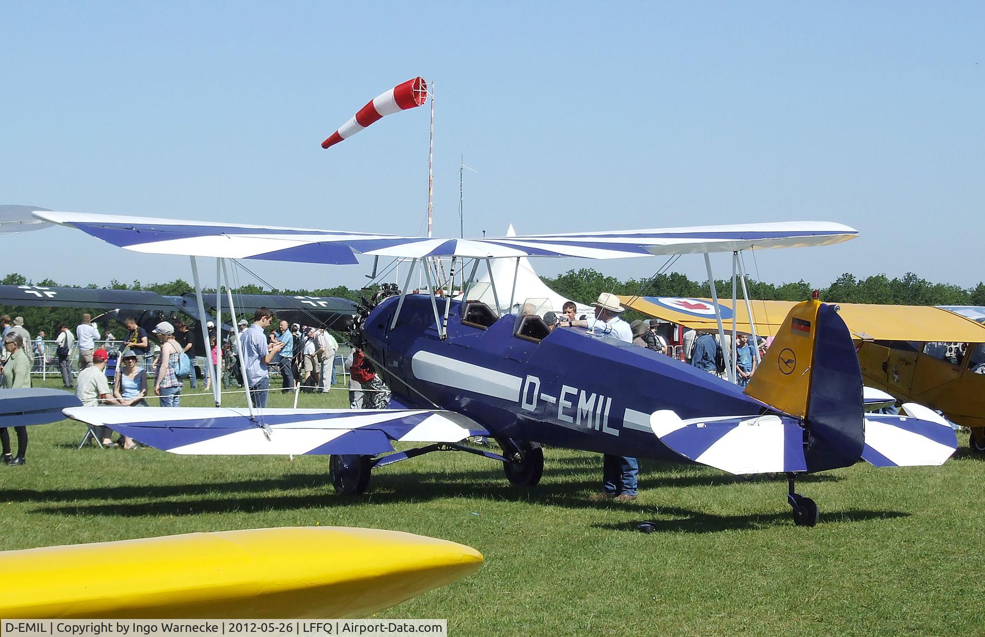 D-EMIL, 1938 Focke-Wulf Fw-44J Stieglitz C/N 114, Focke-Wulf Fw 44J Stieglitz at the Meeting Aerien 2012, La-Ferte-Alais