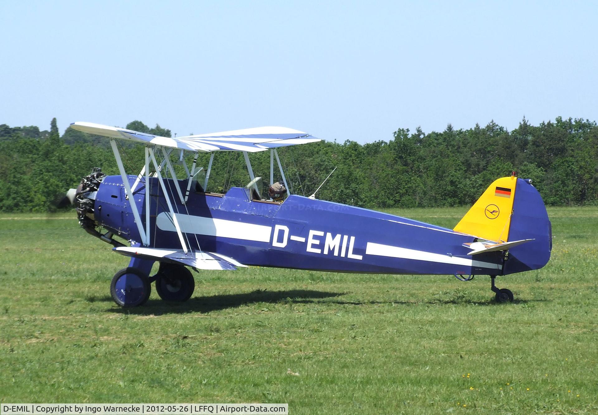 D-EMIL, 1938 Focke-Wulf Fw-44J Stieglitz C/N 114, Focke-Wulf Fw 44J Stieglitz at the Meeting Aerien 2012, La-Ferte-Alais