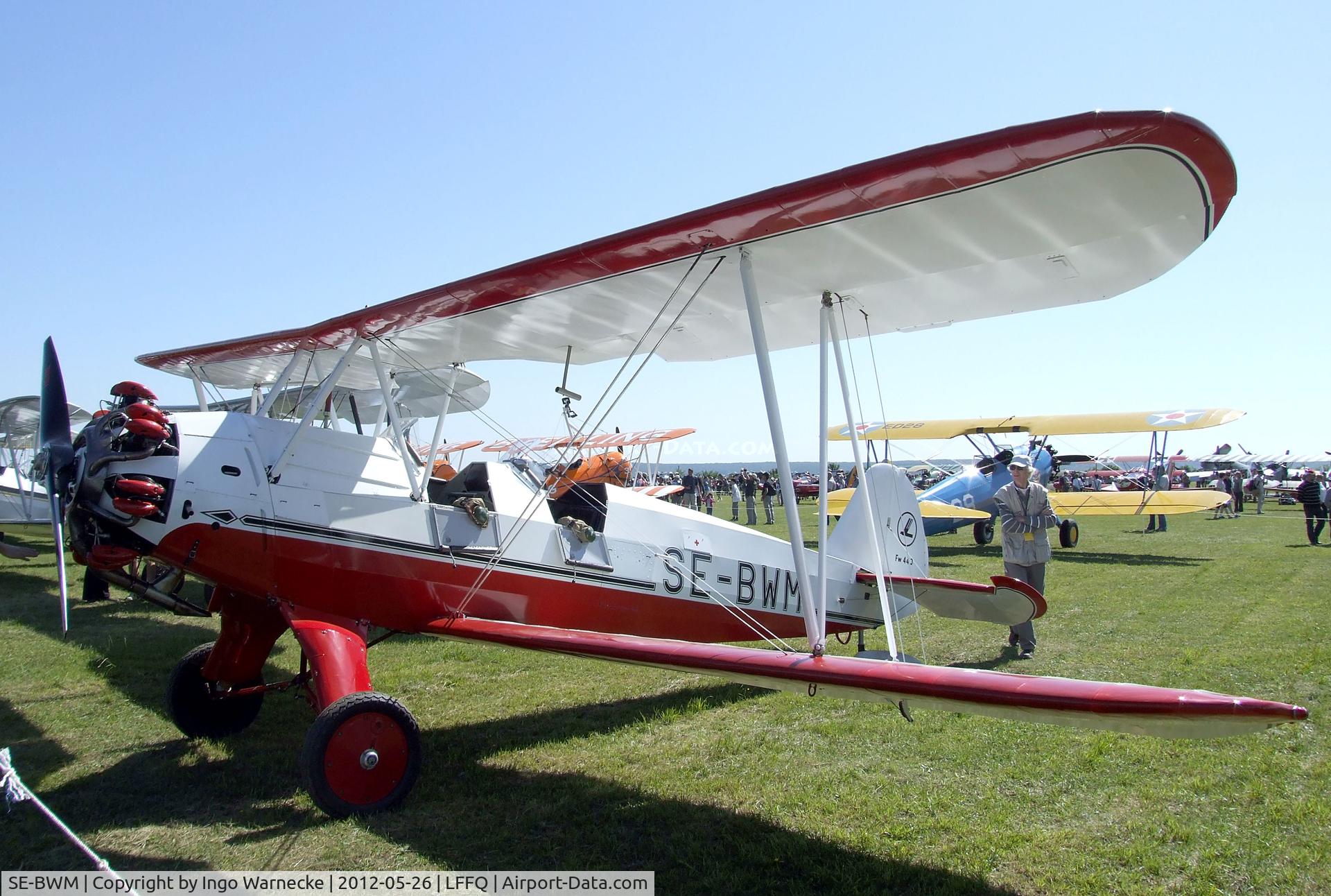 SE-BWM, 1939 Focke-Wulf Sk12 Stieglitz (Fw-44J) C/N 655, Focke-Wulf Sk12 / Fw 44J Stieglitz at the Meeting Aerien 2012, La-Ferte-Alais