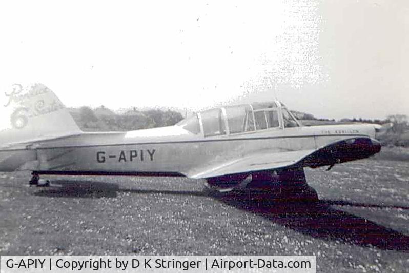G-APIY, Percival P-40 Prentice T1 C/N PAC-075, Ramsgate airport 4th June 1960