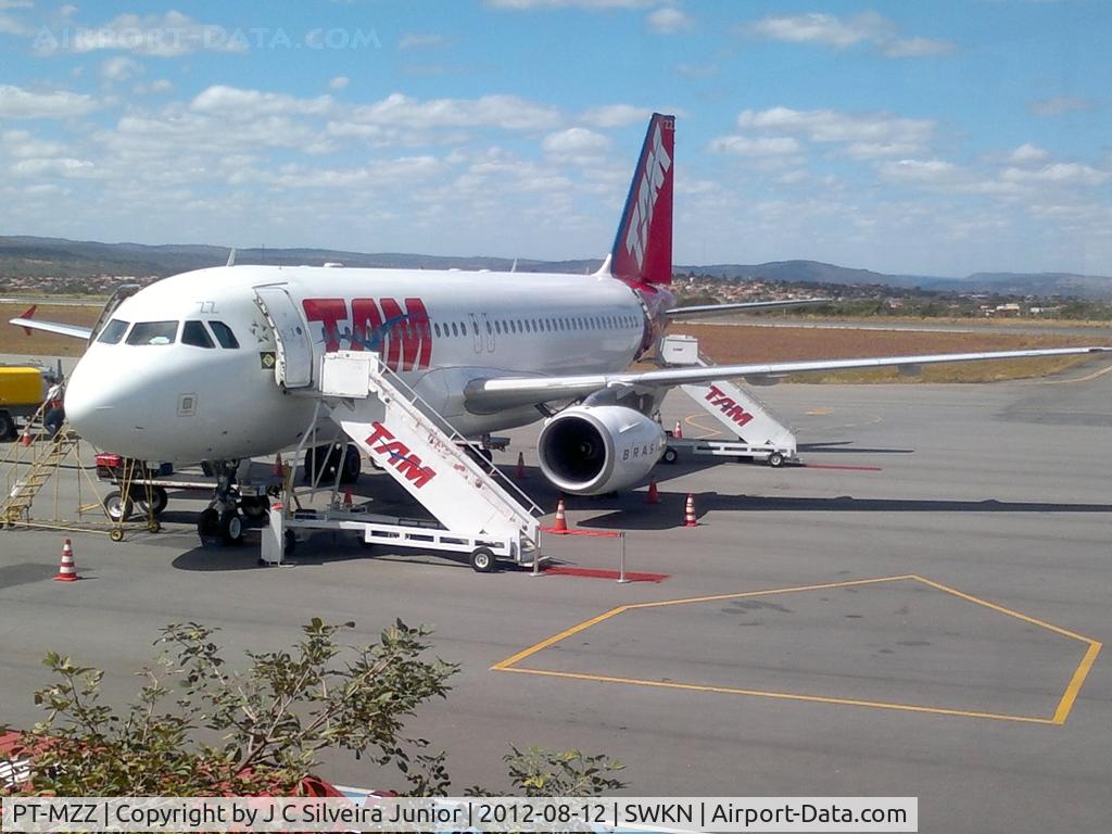 PT-MZZ, 2001 Airbus A320-232 C/N 1593, TAM, IN A BEAUTIFUL SUNDAY