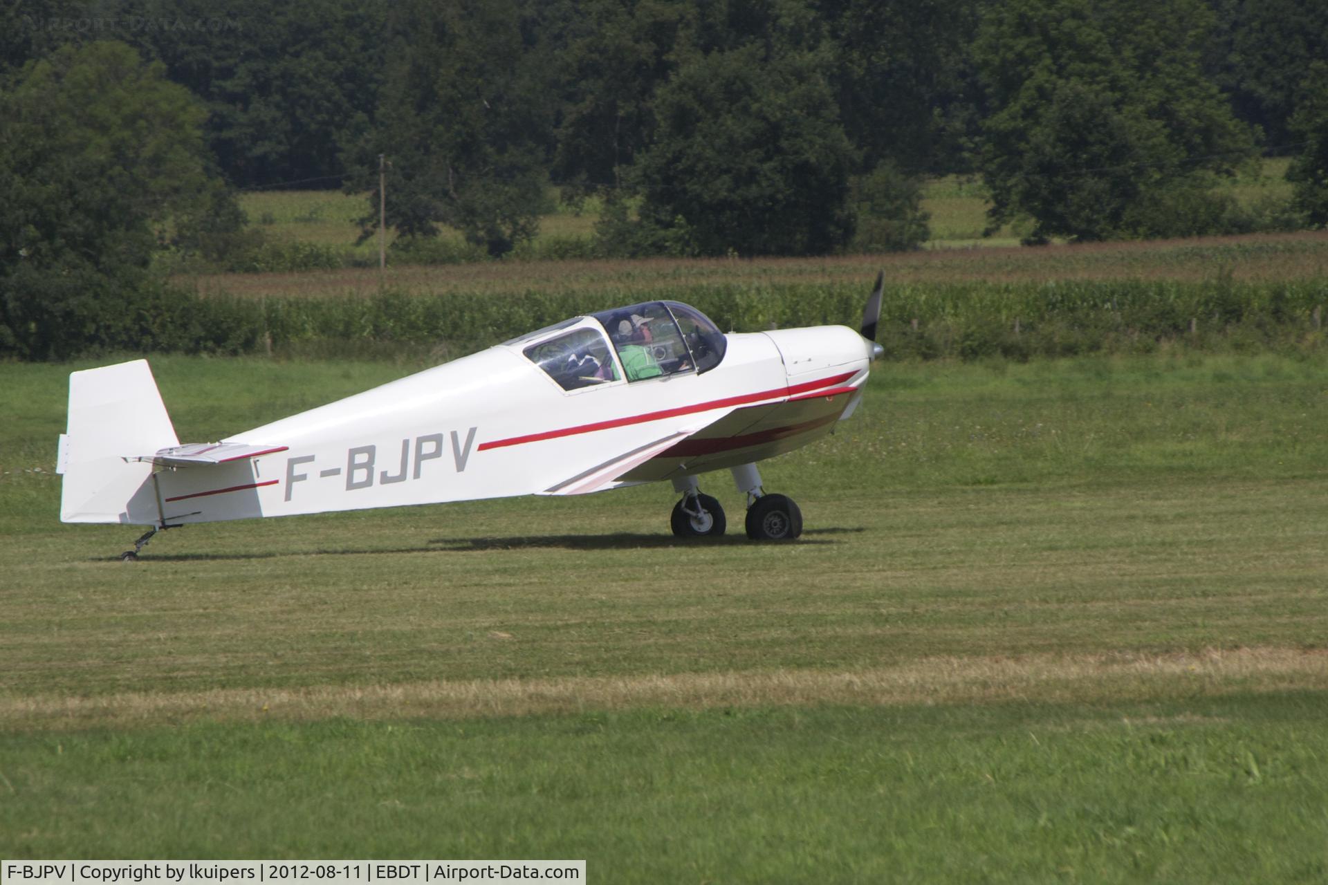 F-BJPV, 1961 Wassmer (Jodel) D-112 Club C/N 1065, Arriving at the 2012 Old timer Fly-in at Schaffen Diest in Belgium